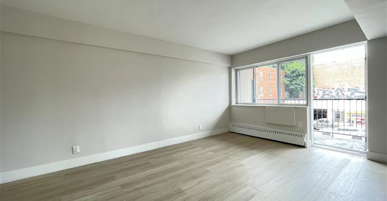 5311 Sherbrooke Ouest, Montréal, QC, H4A 1V3 - 12