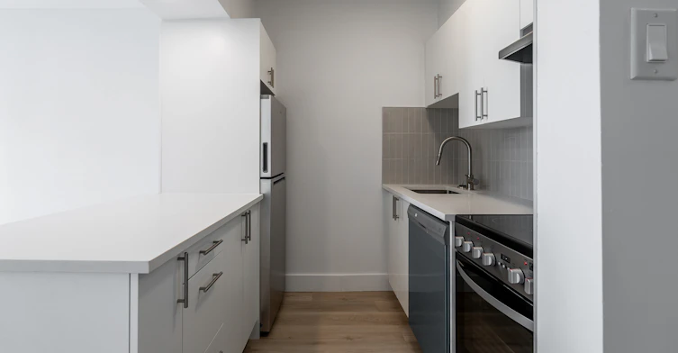 5311 Sherbrooke Ouest, Montréal, QC, H4A 1V3 - 5