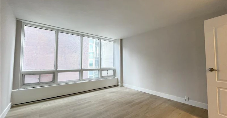 Line 11-2121 Tupper Street, Montréal, QC, H3H 1P1 - 24