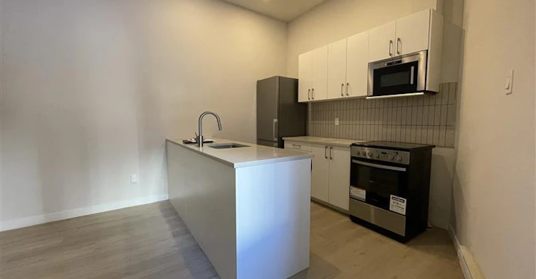 Line 10-2121 Tupper Street, Montréal, QC, H3H 1P1 - 4