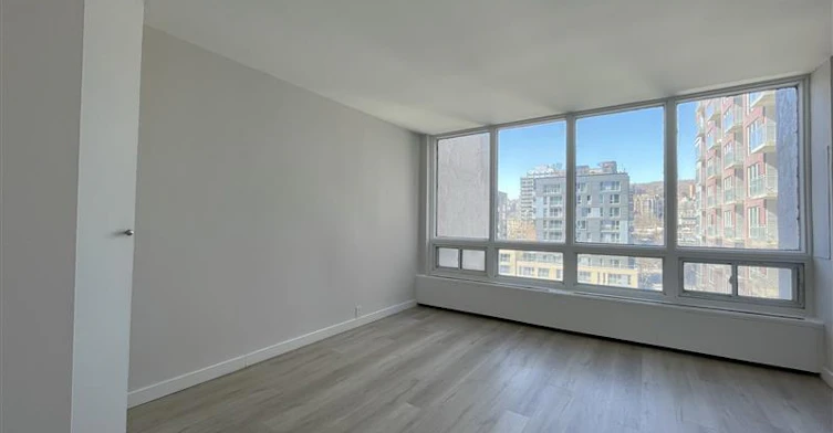 Line 05-2121 Tupper Street, Montréal, QC, H3H 1P1 - 10