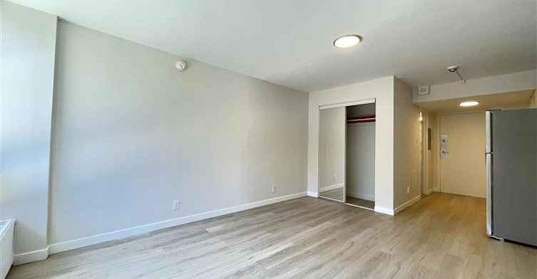 Line 01-2121 Tupper Street, Montréal, QC, H3H 1P1 - 7