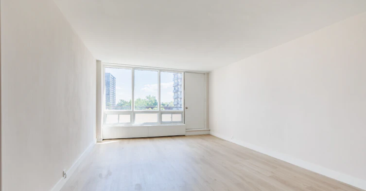 Line 02-2121 Tupper Street, Montréal, QC, H3H 1P1 - 3