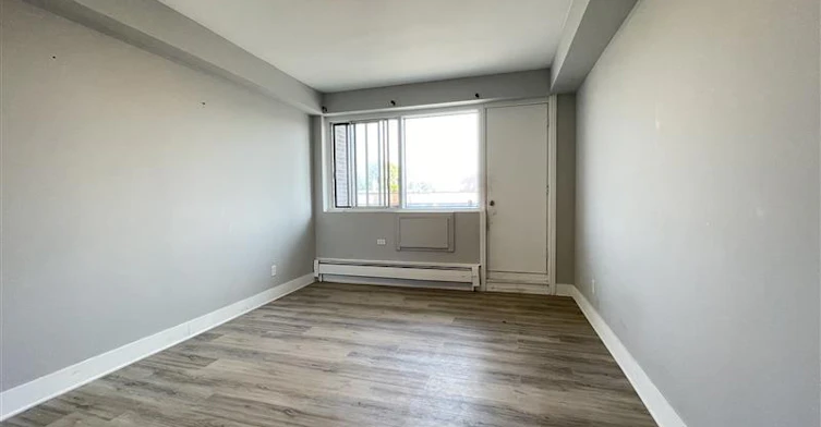 406-5765 Cote St Luc Road, Hampstead, QC, H3X 2E5 - 10