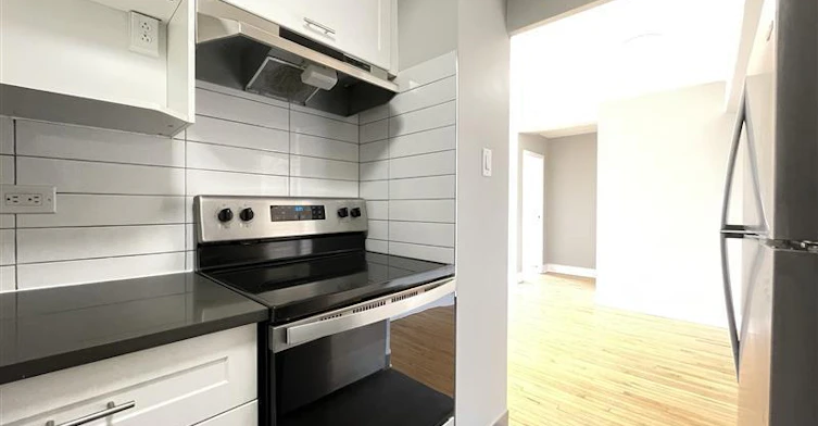 412-5765 Cote St Luc Road, Montréal, QC, H3X 2E5 - 11
