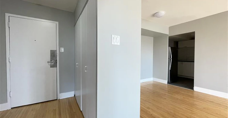 412-5765 Cote St Luc Road, Montréal, QC, H3X 2E5 - 2