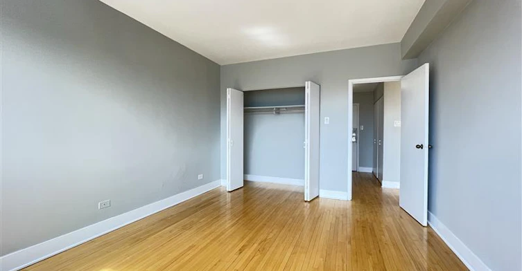 412-5765 Cote St Luc Road, Montréal, QC, H3X 2E5 - 5