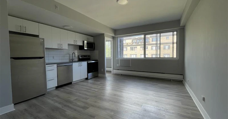 413-5765 Cote St Luc Road, Hampstead, QC, H3X 2E5 - 3