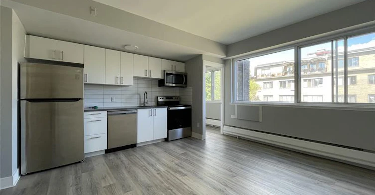 413-5765 Cote St Luc Road, Hampstead, QC, H3X 2E5 - 15