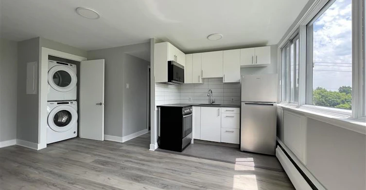 207A-5765 Cote St Luc Road, Hampstead, QC, H3X 2E5 - 10
