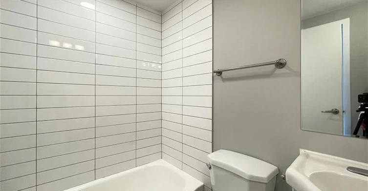 207A-5765 Cote St Luc Road, Hampstead, QC, H3X 2E5 - 12