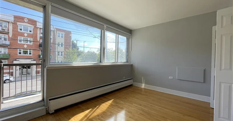 202-5765 Cote St Luc Road, Montréal, QC, H3X 2E5 - 8