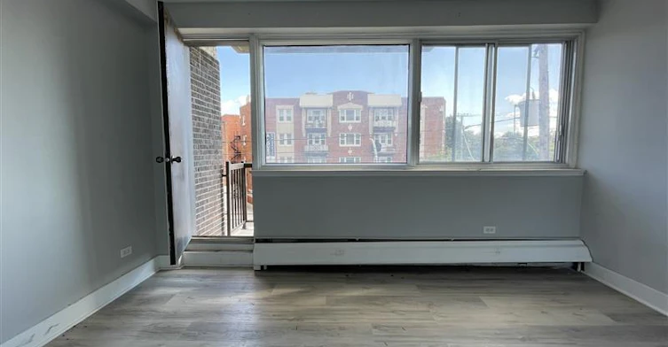 1 BR-5765 Cote St Luc Road, Montréal, QC, H3X 2E5 - 9