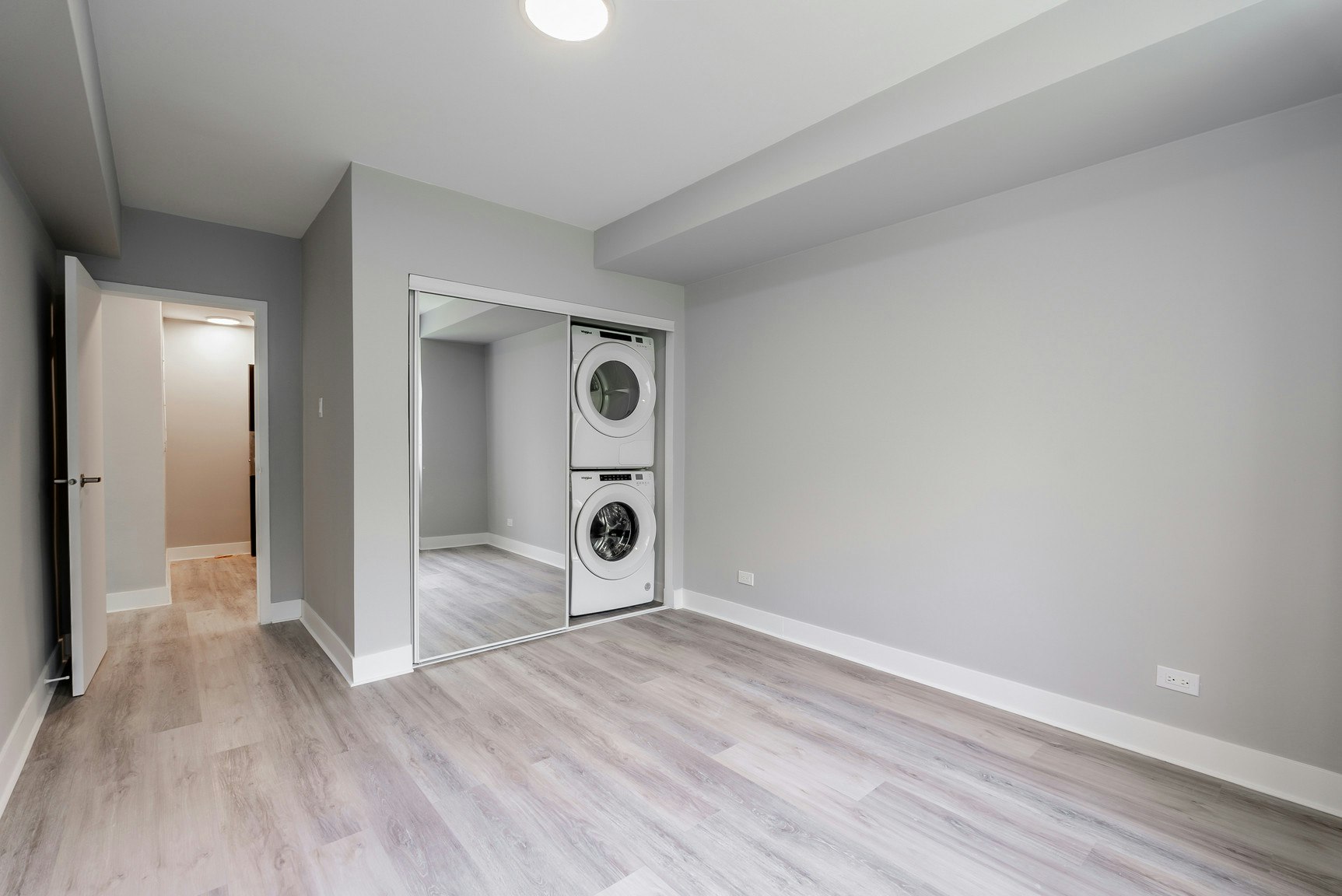 5765 Cote St Luc Road, Montréal, QC, H3X 2E5 - 13