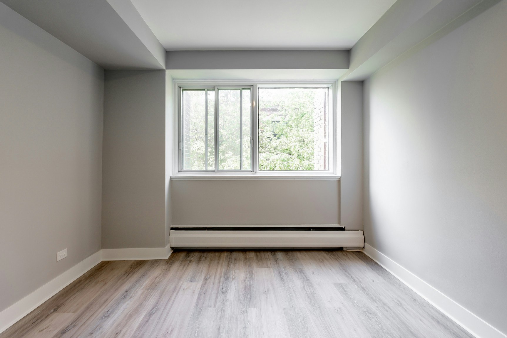 5765 Cote St Luc Road, Montréal, QC, H3X 2E5 - 11