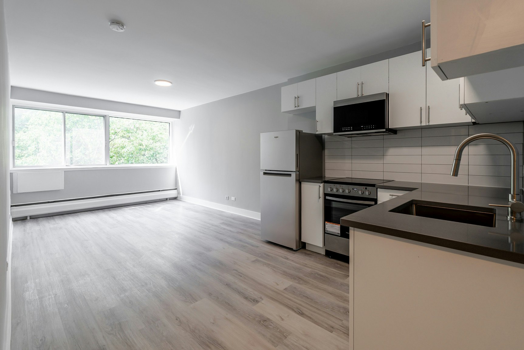 5765 Cote St Luc Road, Montréal, QC, H3X 2E5 - 2