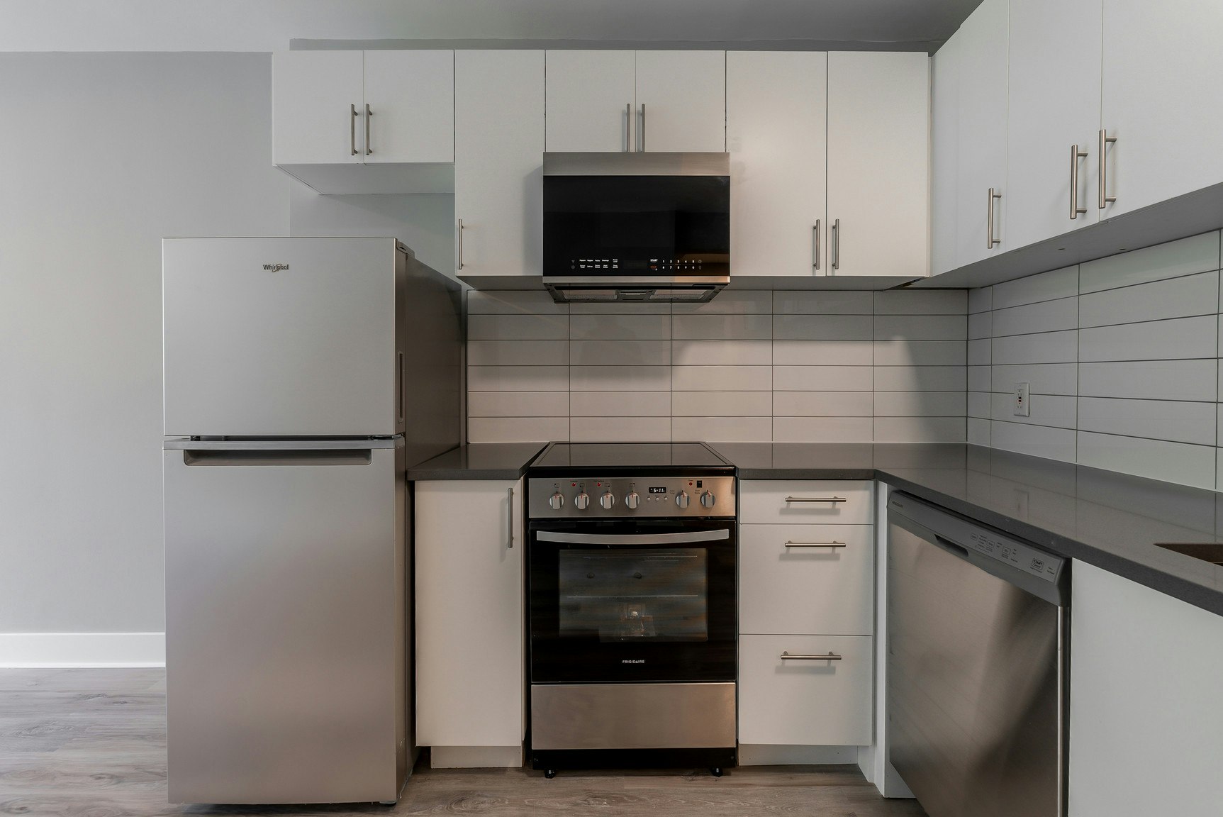 5765 Cote St Luc Road, Montréal, QC, H3X 2E5 - 3