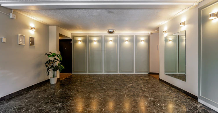5765 Cote St Luc Road, Montréal, QC, H3X 2E5 - 18