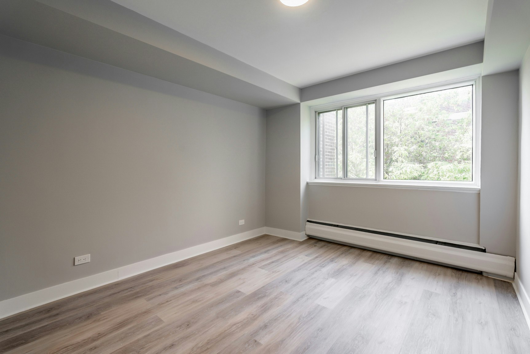 5765 Cote St Luc Road, Montréal, QC, H3X 2E5 - 14