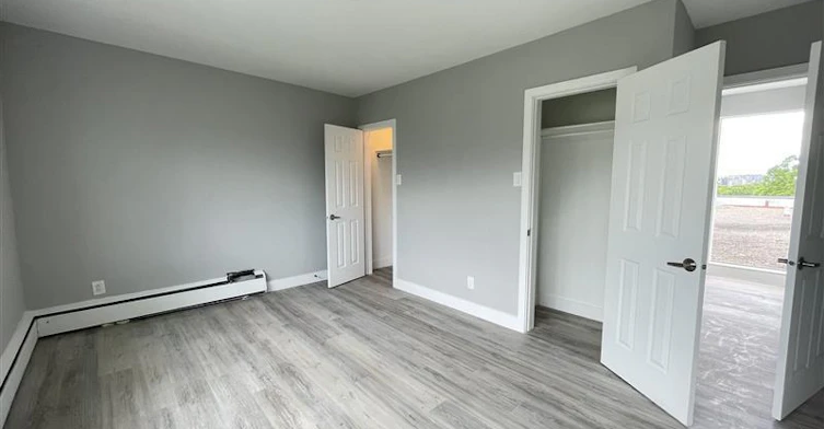A-4625 Bourret Avenue, Montréal, QC, H3W 1K9 - 9