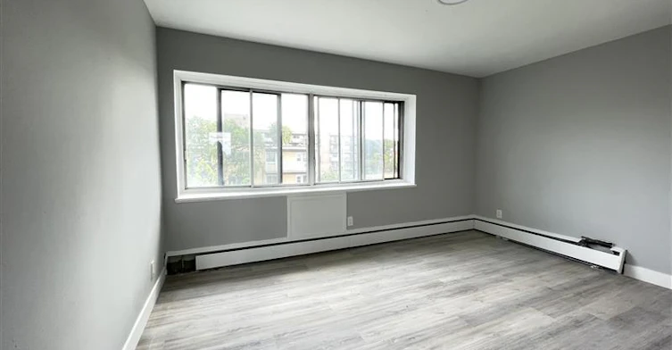 A-4625 Bourret Avenue, Montréal, QC, H3W 1K9 - 10