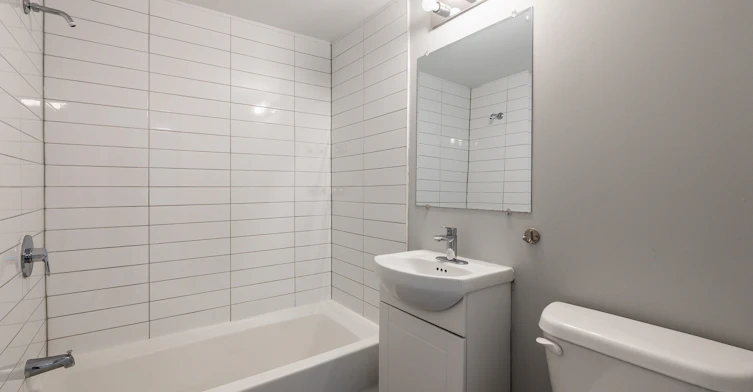 D-4625 Bourret Avenue, Montréal, QC, H3W 1K9 - 12