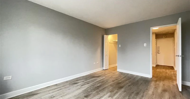 Line 04-1225 Saint Marc Street, Montréal, QC, H3H 2E7 - 7