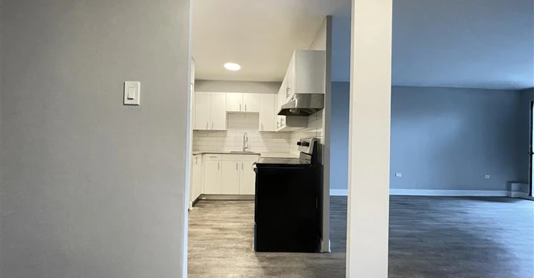 Line 04-1225 Saint Marc Street, Montréal, QC, H3H 2E7 - 4