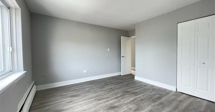 Line 02-1225 Saint Marc Street, Montréal, QC, H3H 2E7 - 5