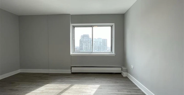 Line 02-1225 Saint Marc Street, Montréal, QC, H3H 2E7 - 4