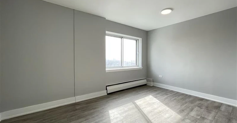 Line 02-1225 Saint Marc Street, Montréal, QC, H3H 2E7 - 9