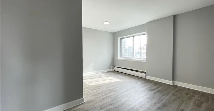 Line 03-1225 Saint Marc Street, Montréal, QC, H3H 2E7 - 17