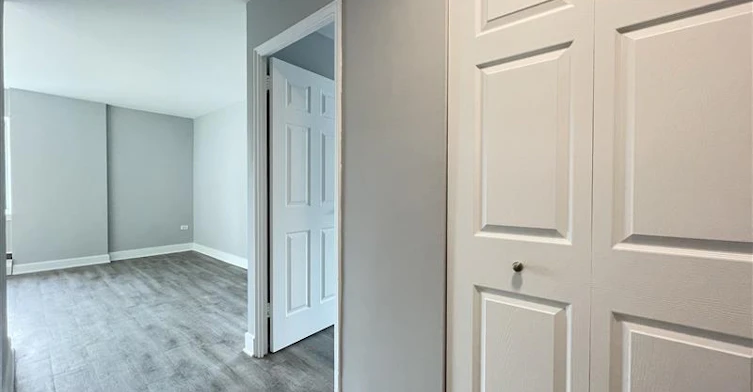 Line 03-1225 Saint Marc Street, Montréal, QC, H3H 2E7 - 11