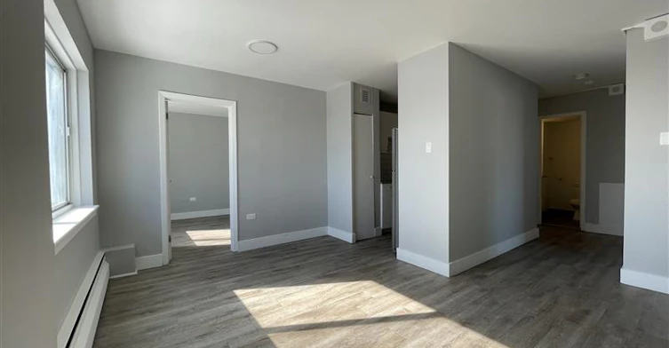 Line 06-1225 Saint Marc Street, Montréal, QC, H3H 2E7 - 13