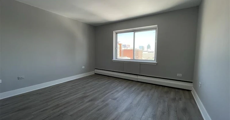 Line 06-1225 Saint Marc Street, Montréal, QC, H3H 2E7 - 16