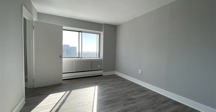Line 06-1225 Saint Marc Street, Montréal, QC, H3H 2E7 - 5