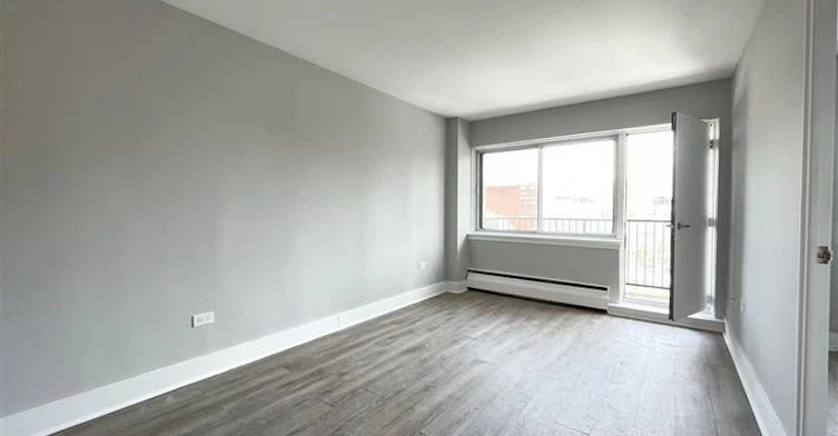 Line 07-1225 Saint Marc Street, Montréal, QC, H3H 2E7 - 11