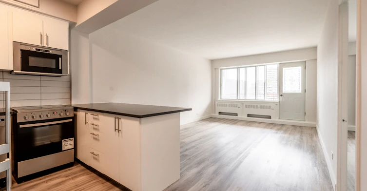 Studio B-1440 Towers Street, Montréal, QC, H3H 2C9 - 4
