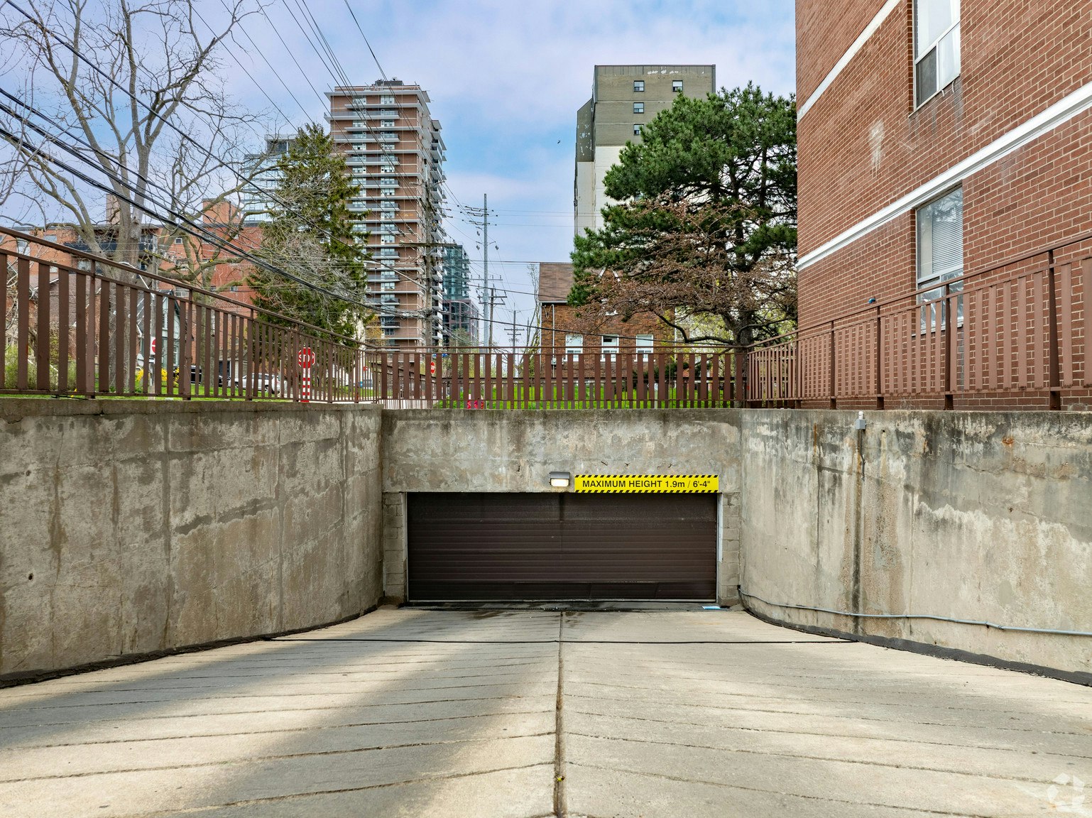 105-20 Elizabeth Street N, Mississauga, ON, L5G 2Z1 - 10