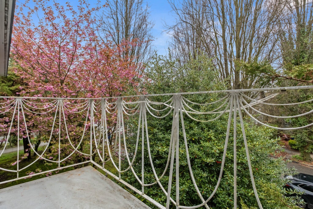 202-225 North Garden Drive, Vancouver, BC, V5L 3E8 - 7