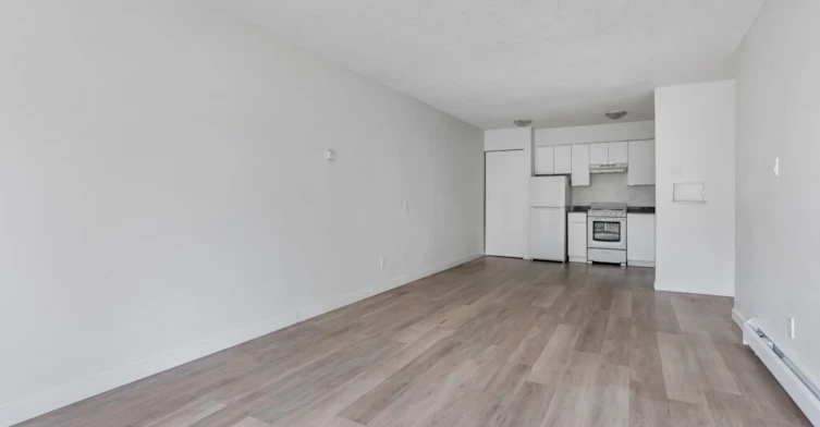 202-225 North Garden Drive, Vancouver, BC, V5L 3E8