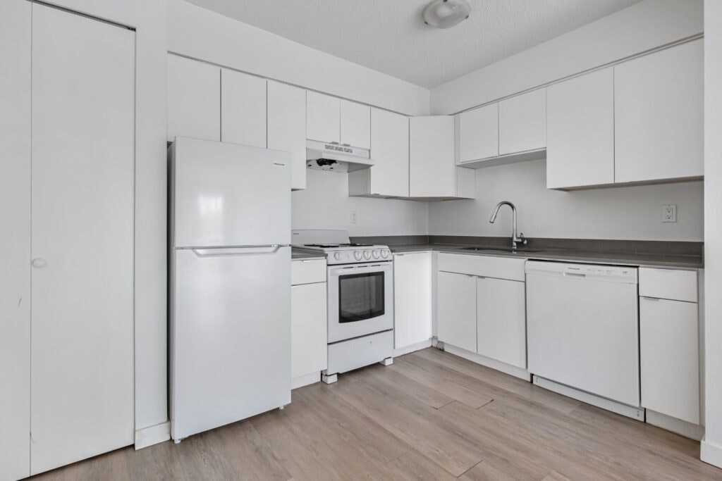 202-225 North Garden Drive, Vancouver, BC, V5L 3E8 - 3