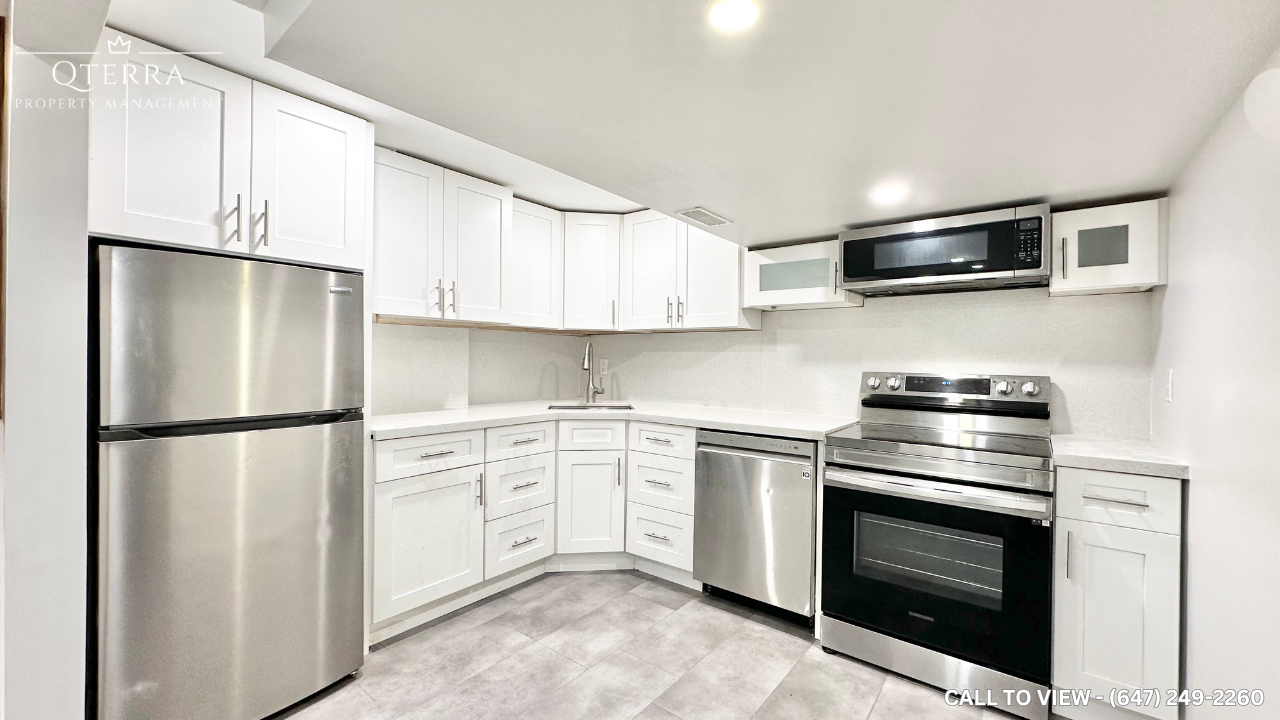 2-3 Bondhead Place, Toronto, ON, M9V 2L9 - 2