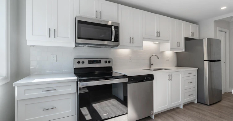 207-2194 King Street East, Hamilton, ON, L8K 1W6 - 3