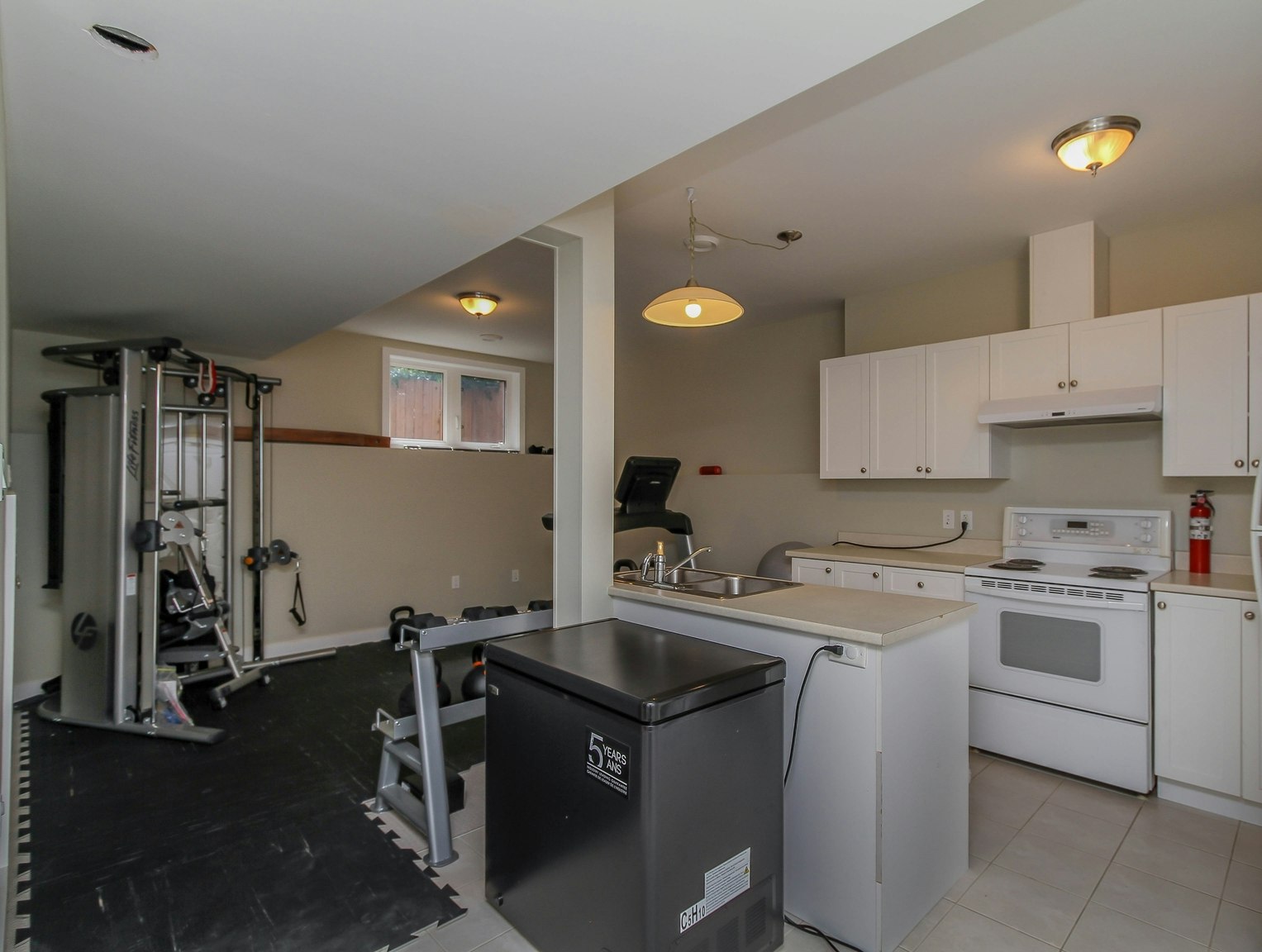 132 Glenora Street, Ottawa, ON, K1S 1J3 - 4