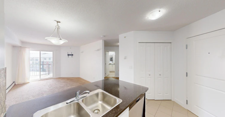 81 Legacy Boulevard Se, Calgary, AB, T2X 2B9 - 6