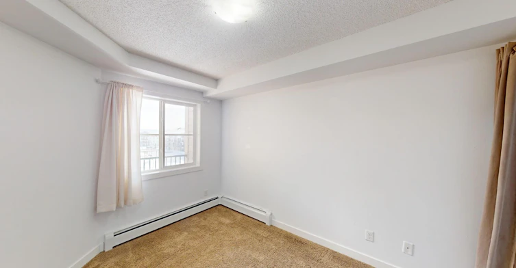 81 Legacy Boulevard Se, Calgary, AB, T2X 2B9 - 12