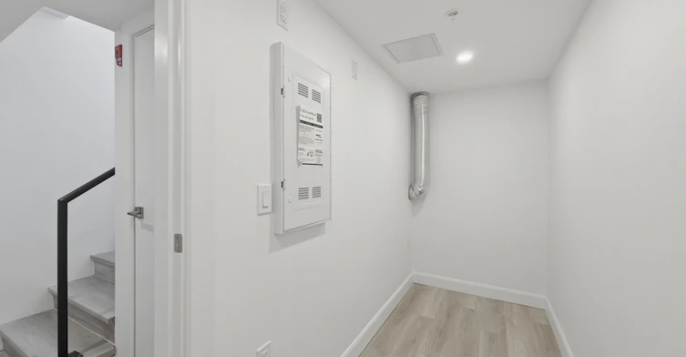 101-2511 Carolina Street, Vancouver, BC, V5T 3S8 - 7