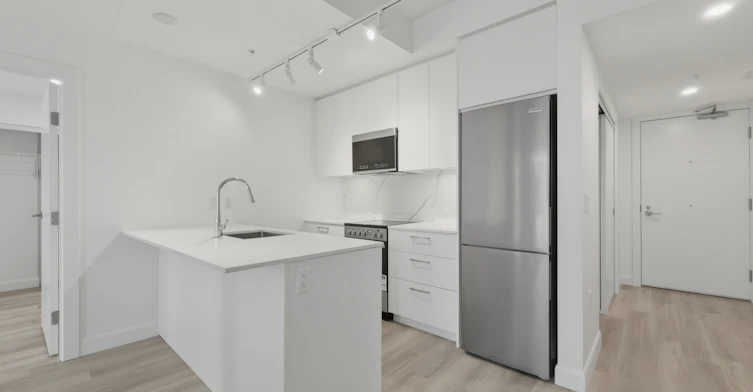 302-2511 Carolina Street, Vancouver, BC, V5T 3S8 - 2