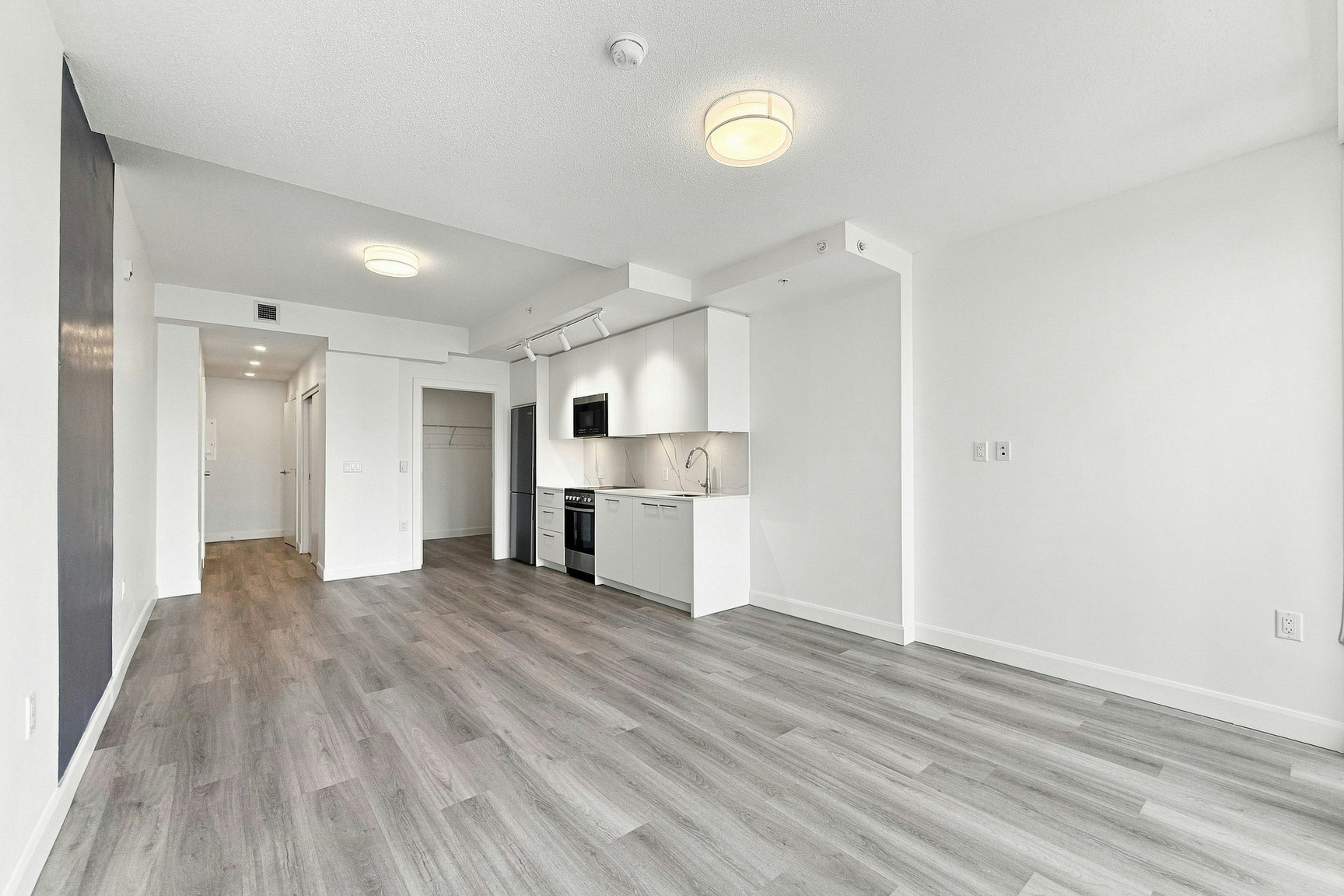 408-2511 Carolina Street, Vancouver, BC, V5T 3S8 - 2